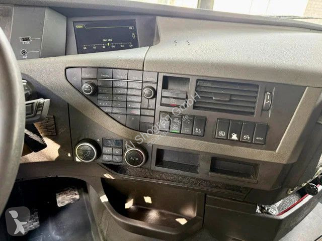 Cabeza tractora Volvo 460...