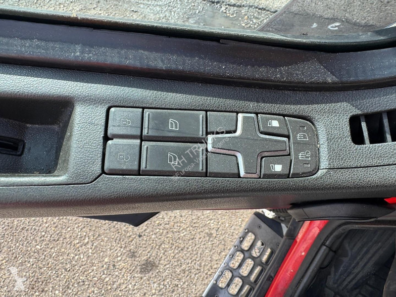 Trekker Volvo FM 370 4X2 EURO 6 - DAMAGED