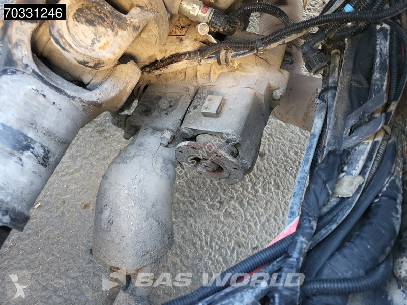 Trekker Renault T 460 4X2 SleeperCab Hydraulic