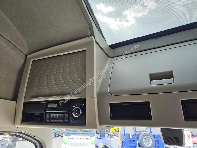 Tracteur Volvo 500...