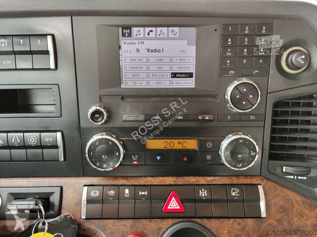 Tratores Mercedes - New L 1842 LS