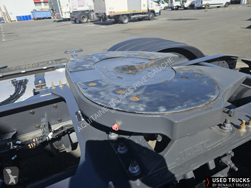 Cabeza tractora Renault