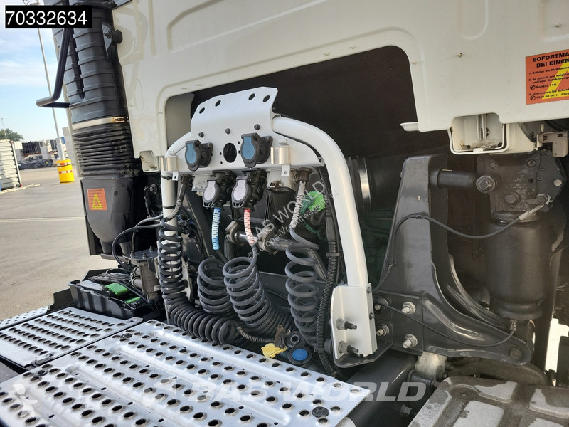Trekker Volvo 460  4X2 ADR I-ParkCool ACC PTO