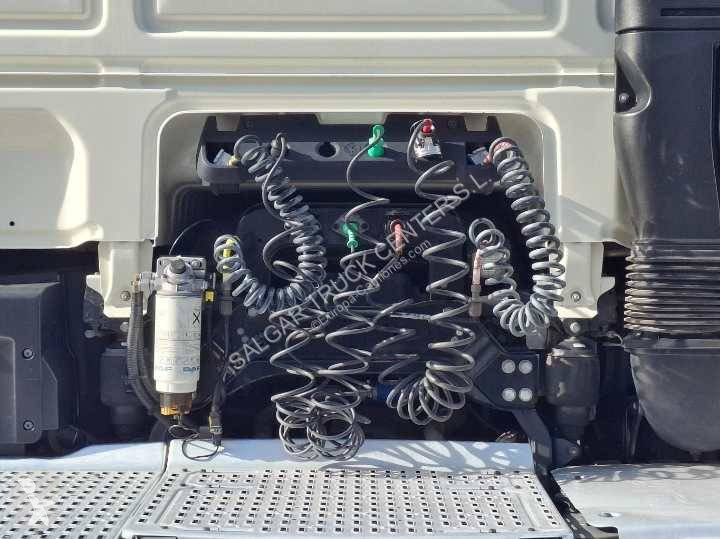 Cabeza tractora DAF