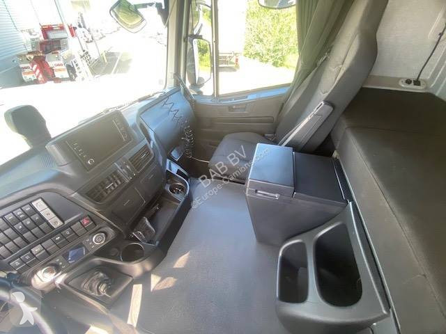 Cabeza tractora Iveco