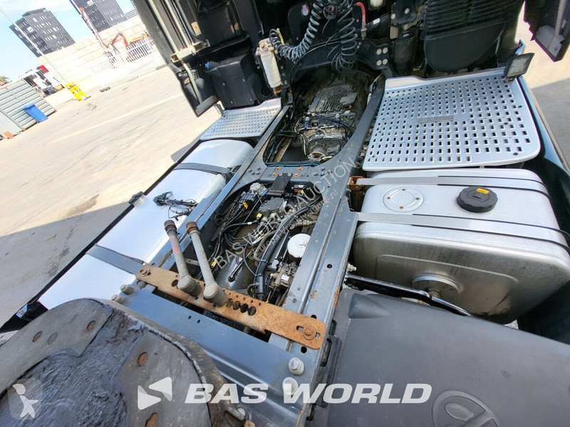 Tracteur DAF 450