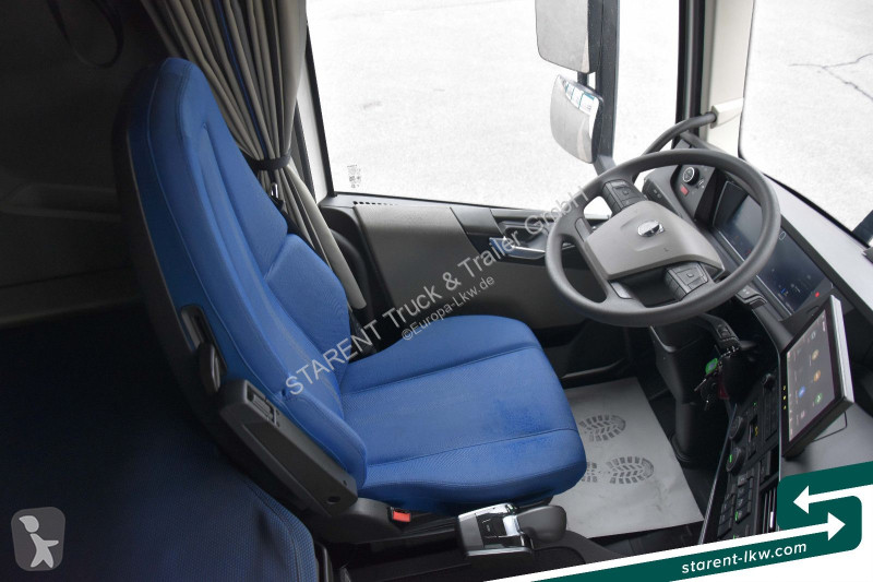 Trekker Volvo FH 460 LED 2 Tanks 1.305 Liter...