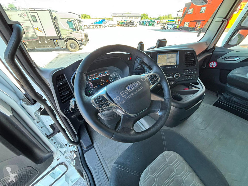 Trekker Ford F-Max 500 4x2