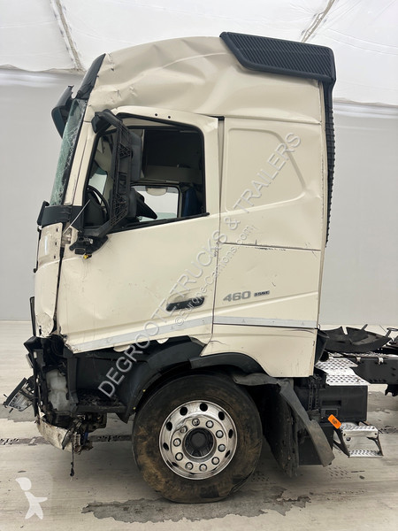 Cabeza tractora Volvo FH 460 Globetrotter - ADR