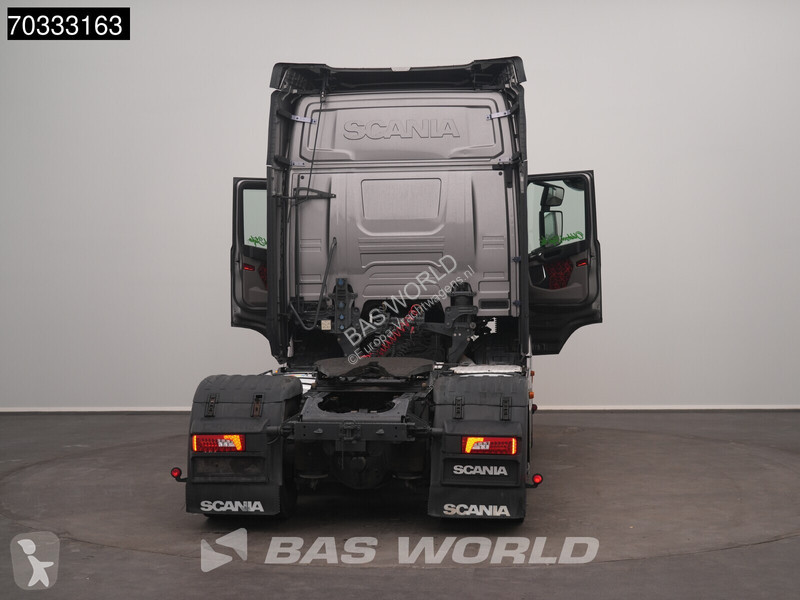 Trekker Scania 4X2 Retarder Full-Air 2x Tanks...