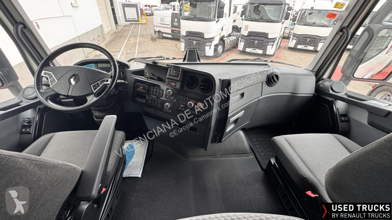 Cabeza tractora Renault