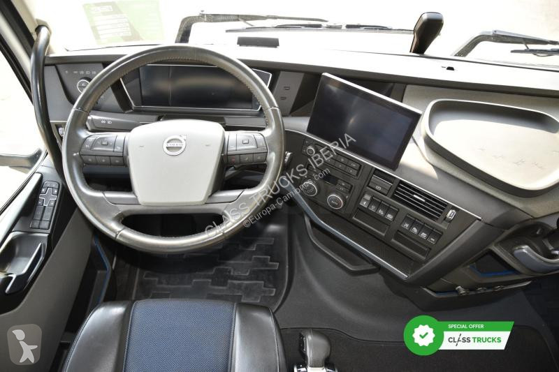 Cabeza tractora Volvo 500 Globetrotter XL Varios