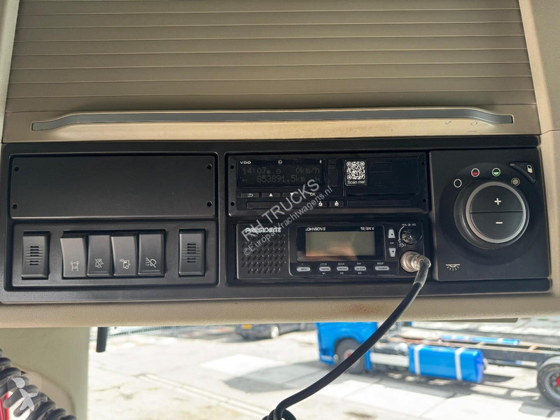 Cabeza tractora Volvo 6X2 EURO 6
