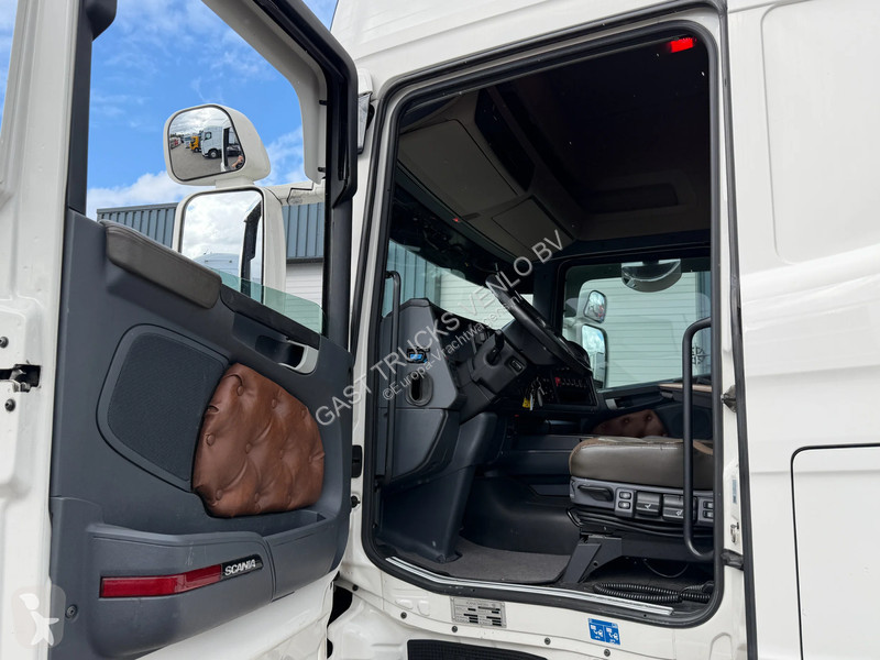 Cabeza tractora Scania 580 V8 6X2 Topline...