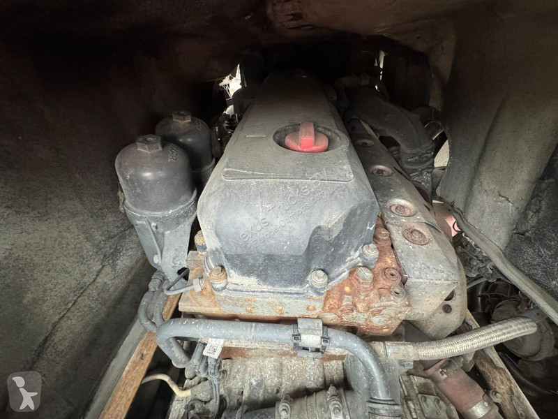 Cabeza tractora DAF 460 Space Cab (GOOD...