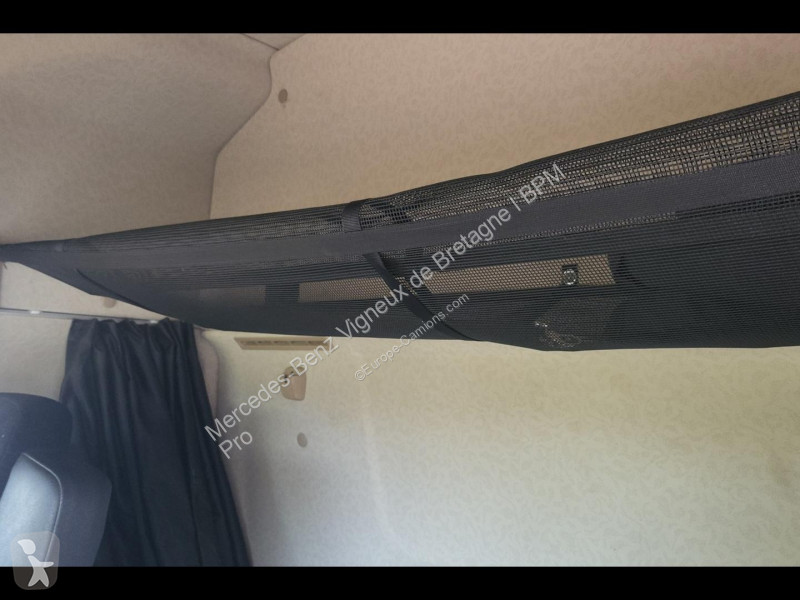 Cabeza tractora Mercedes II 1842 StreamSpace...