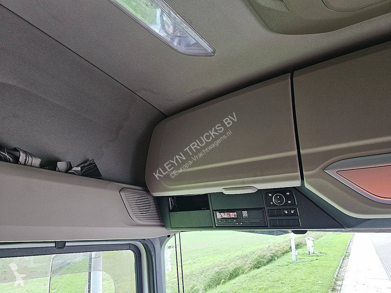 Cabeza tractora DAF 530 INTARDER 2X TANK