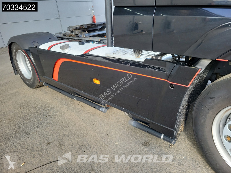 Nyergesvontató DAF 530 4X2 SSC APK 01-2027...
