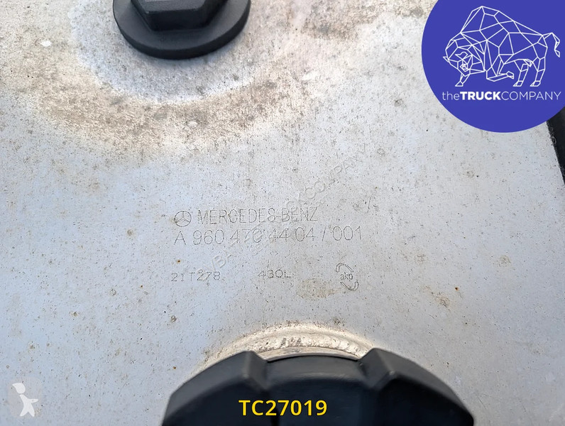 Тягач Mercedes 1853
