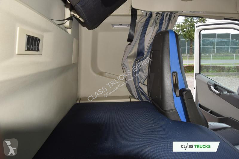 Cabeza tractora Volvo 500 Globetrotter XL