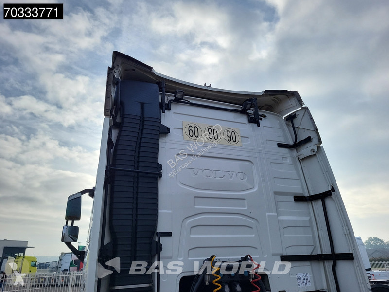 Tahač Volvo 500  4X2 Hydraulic Navi