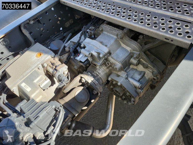 Tahač Mercedes 1845 4X2 StreamSpace Retarder...