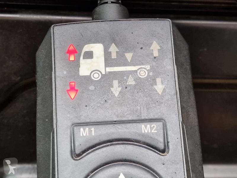 Tahač Mercedes 18.400 Streamspace 4x2 - Full...