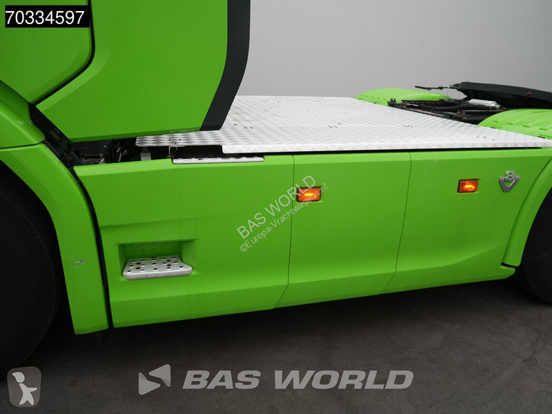 Nyergesvontató Scania S770 S 6X4 V8 Retarder...