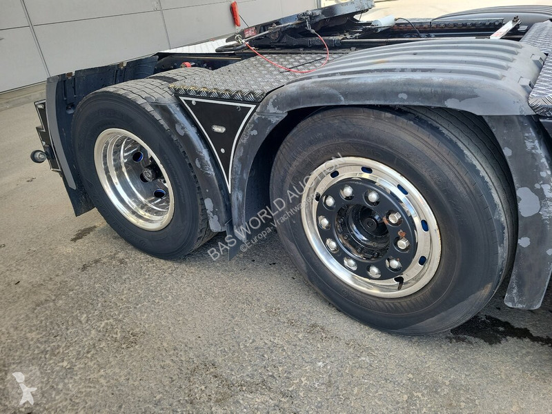 Nyergesvontató Scania 500