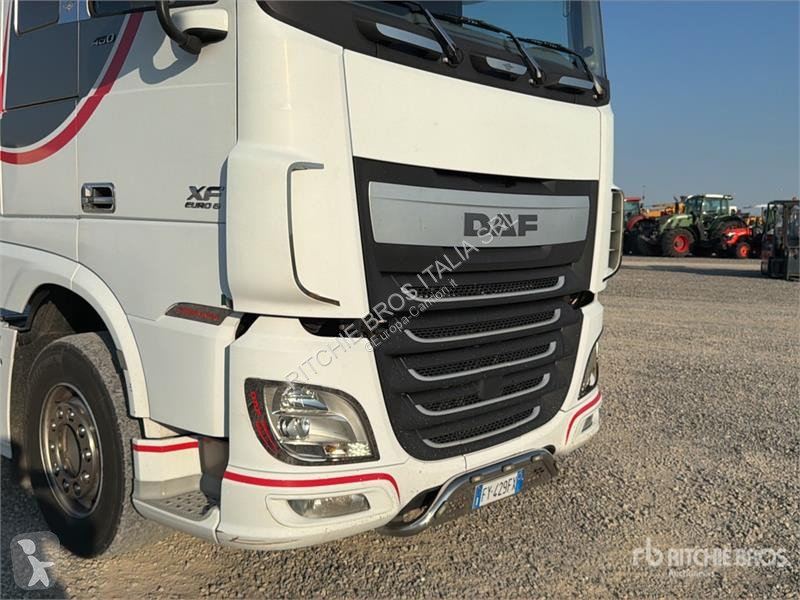 Tratores DAF FT 4x2 S/A Sleeper Truck Tractor