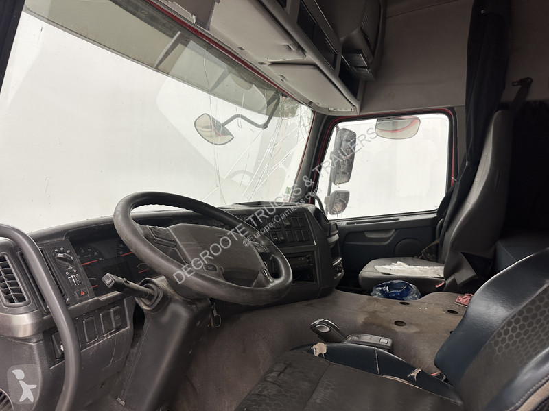 Cabeza tractora Volvo 450