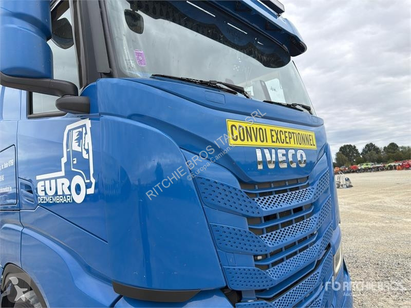 Cap tractor Iveco s-way 490 4x2 S/A Sleeper...