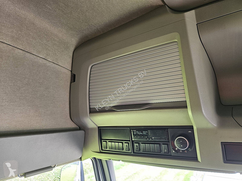 Тягач Volvo 450 450 Skirts Airco