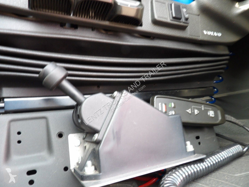Cap tractor Volvo FH460-GLOBE-VOITH...