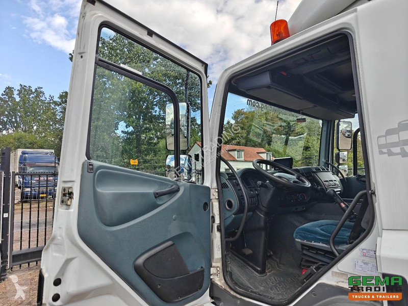 Тягач DAF 310 4x2 Sleeper Euro3 - Manual...