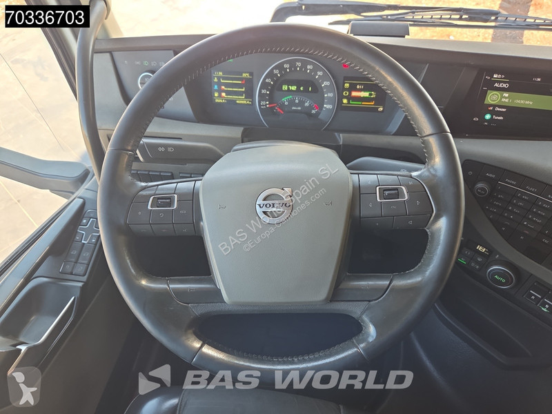 Тягач Volvo 500  4X2 XL 2xTanks Xenon ACC