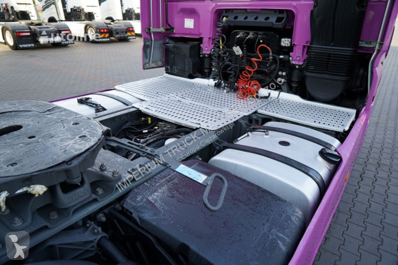Тягач DAF XF 530
