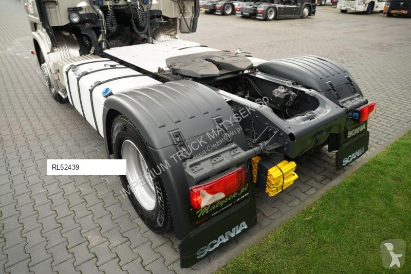 Тягач Scania R 410