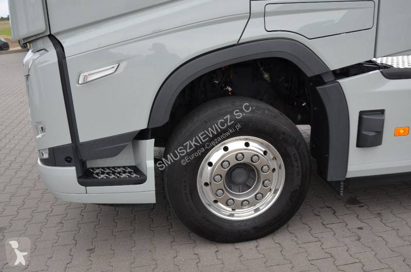 Тягач Volvo 500