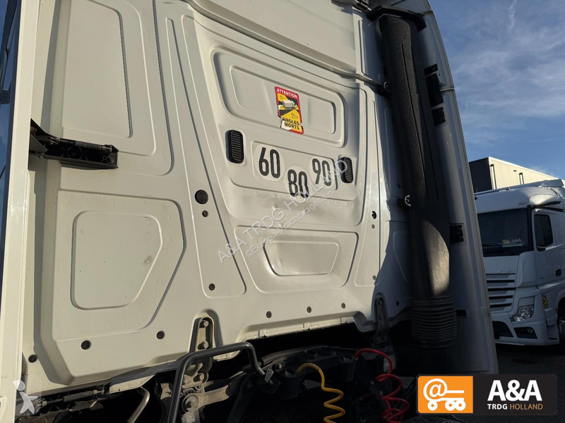 Traktor Mercedes ACTROS 1845