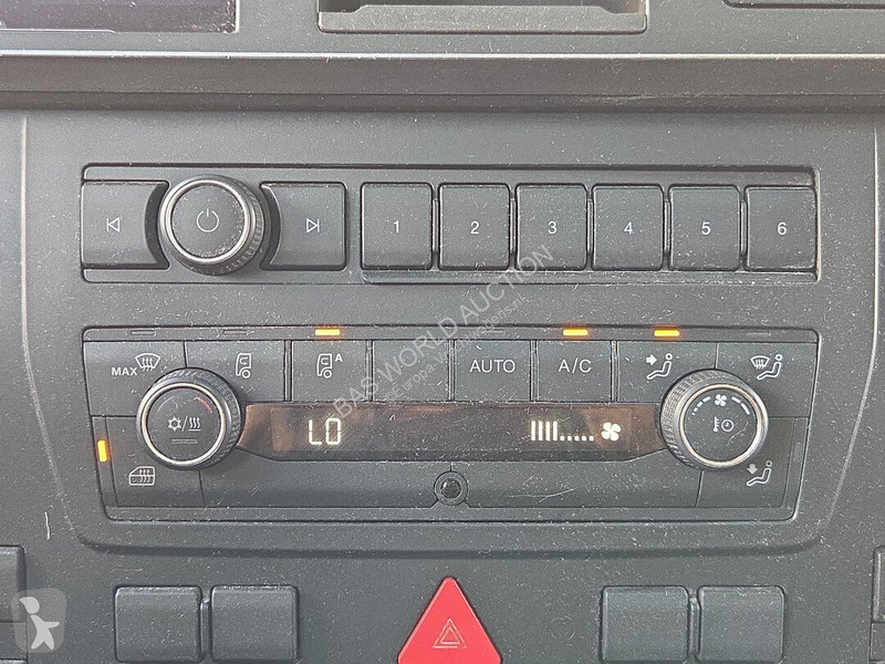 Traktor MAN 18.510