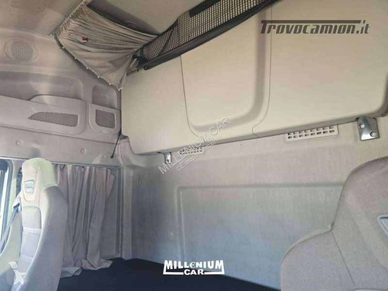 Cabeza tractora Iveco 480XP 2017 EURO 6 AUTOM...