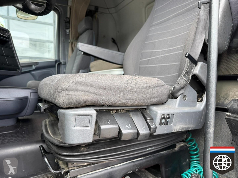 Влекач Scania R 520 Only 400 dkm - RETARDER -...
