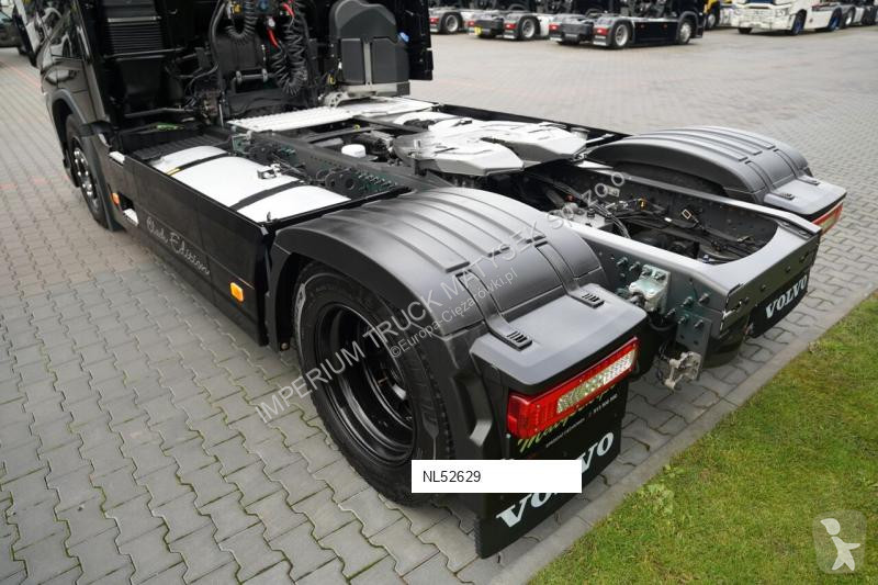 Влекач Volvo FH 500 / XXL / RETARDER / LOWDECK...