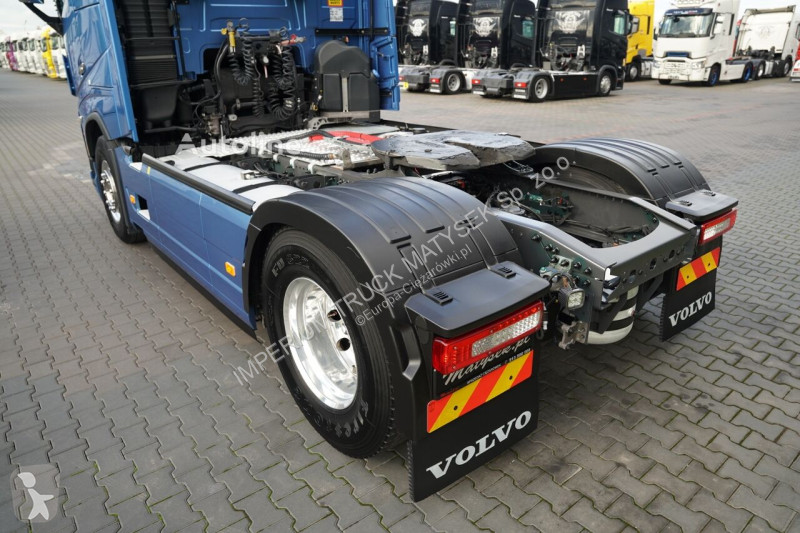 جرار Volvo