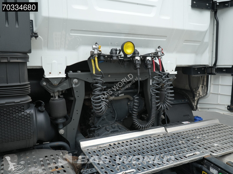 جرار Iveco S-Way 490 4X2 2xTanks ACC