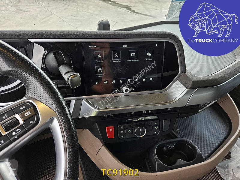 جرار DAF 480