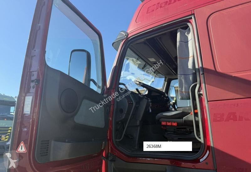 Cap tractor Volvo FH 420 T