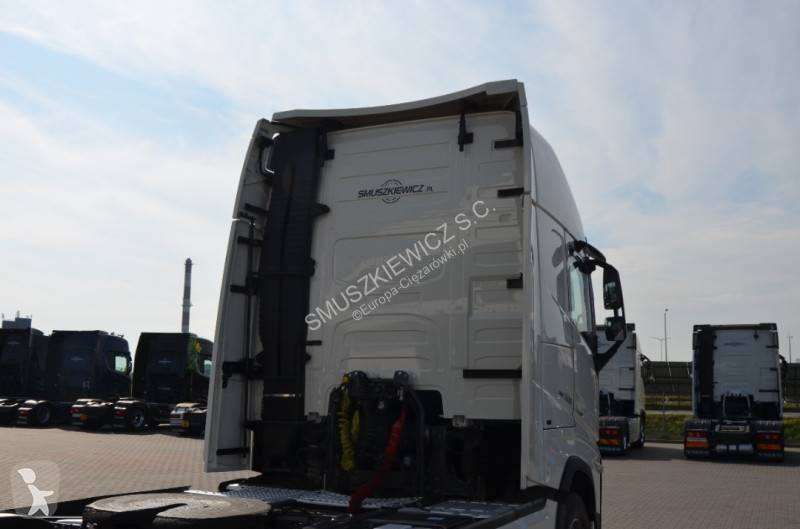Tahač Volvo 500 Globetrotter XL