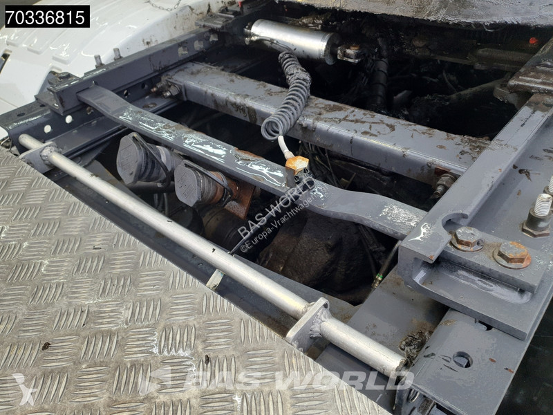 Volvo 750 6X2 Retarder Full-Air 2x Tanks...